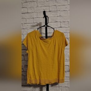 Tommy Hilfiger Yellow Short Sleeve Tee Size Large